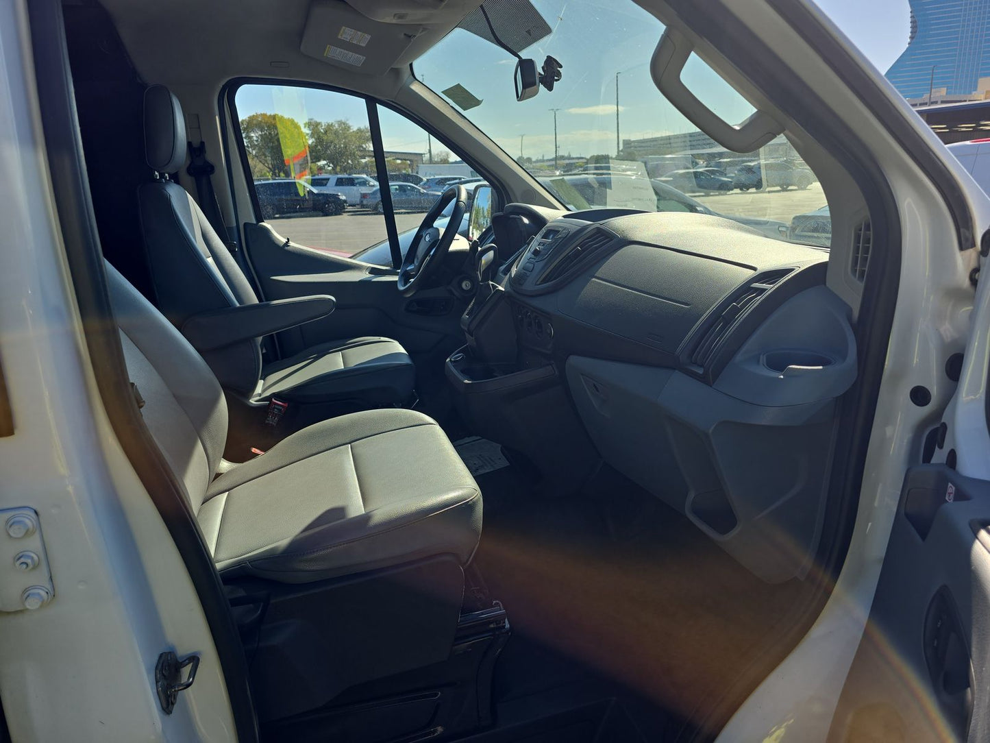 2019 Ford Transit 150 Cargo Van wRH Swing-Out Doors Low Roof 129.9 WB