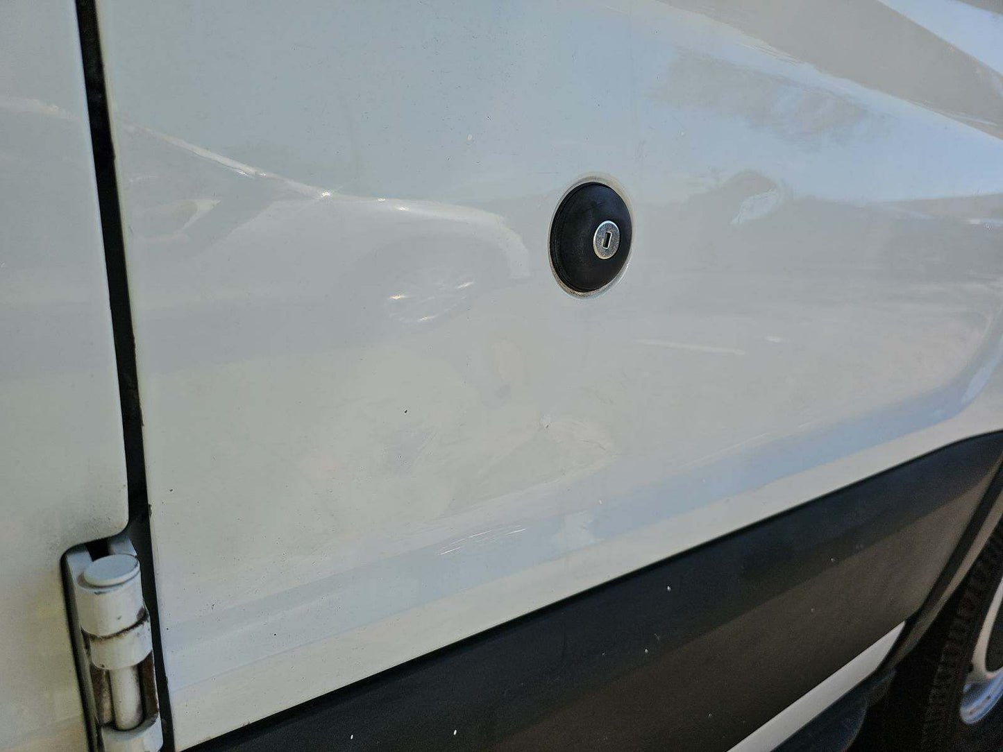 2019 Ford Transit 150 Cargo Van wRH Swing-Out Doors Low Roof 129.9 WB