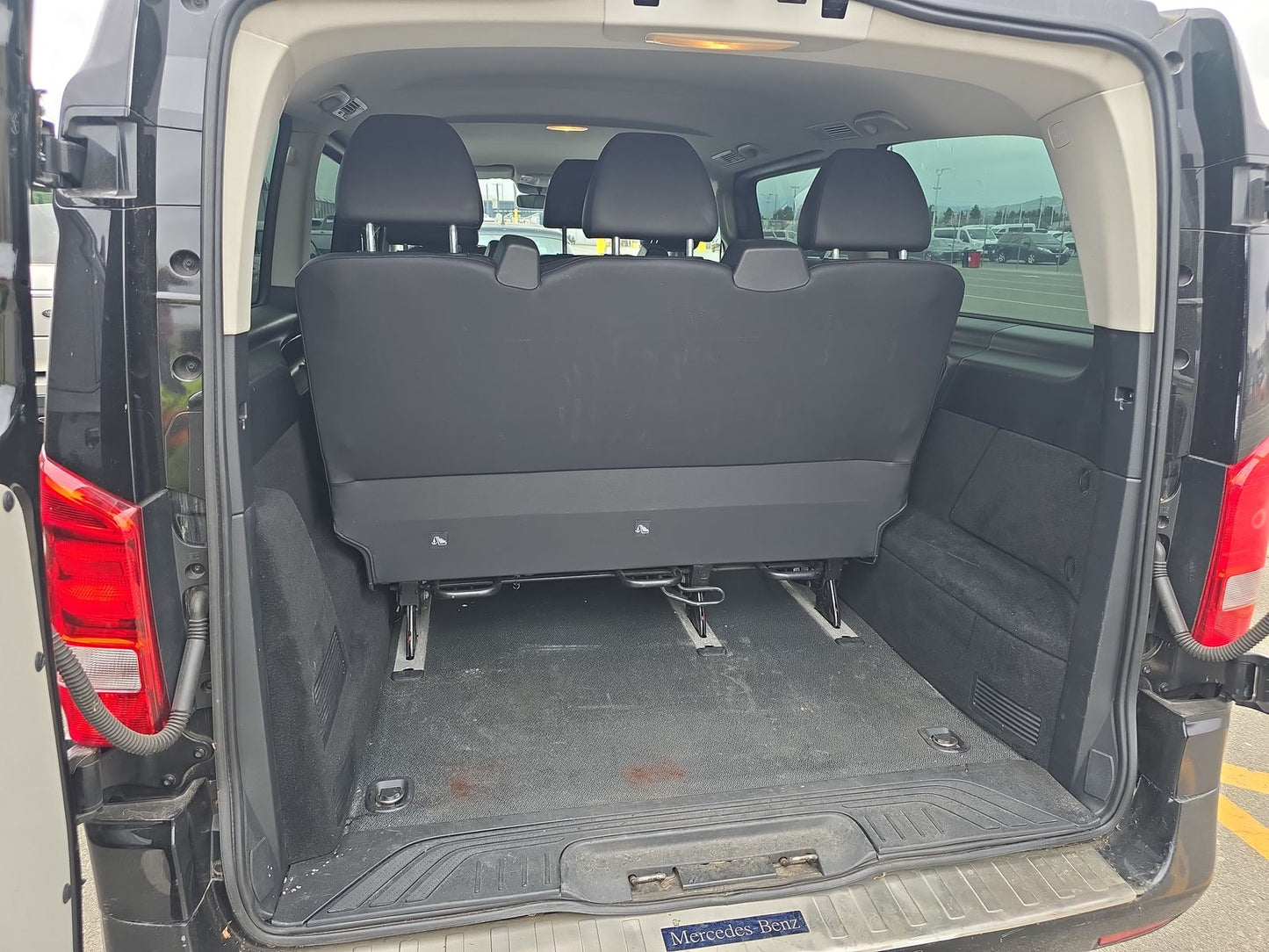 2018 Mercedes-Benz Metris Passenger Van 126.0" WB