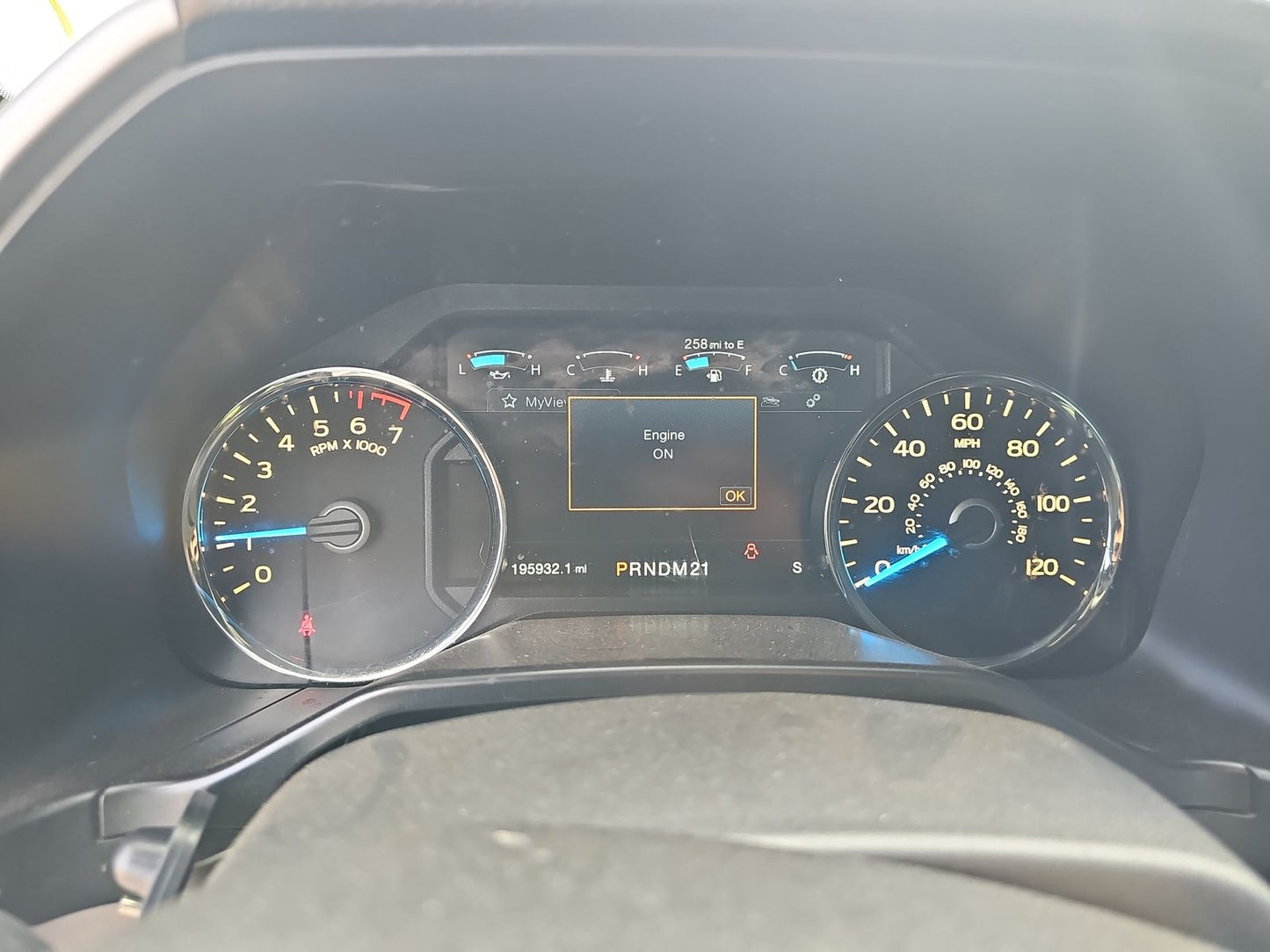 2015 Ford F-150 Lariat Crew Cab Short Bed