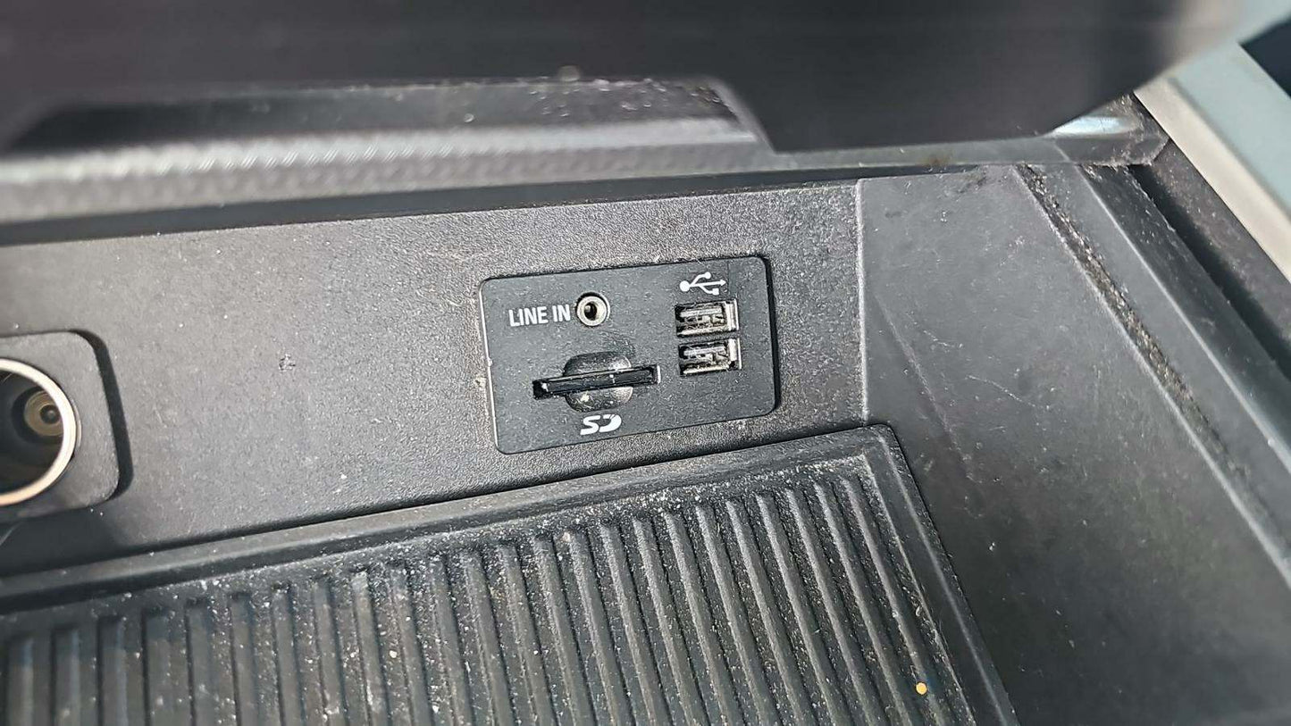 2015 Ford F-150 Lariat Crew Cab Short Bed