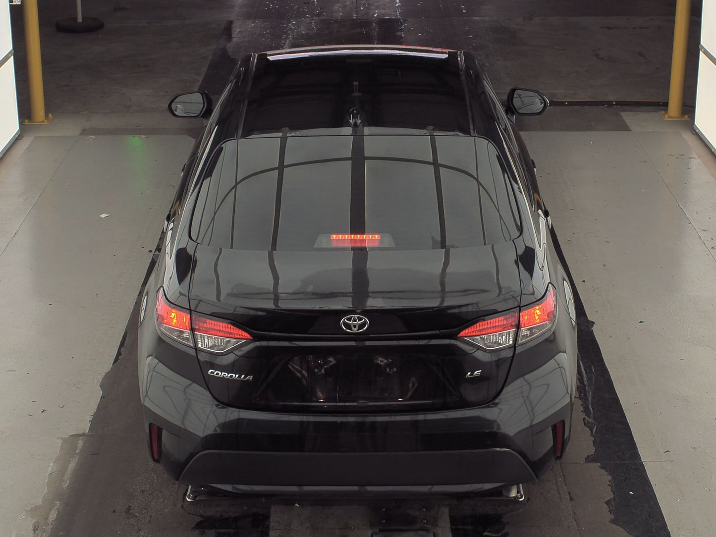 2021 Toyota Corolla LE Sedan