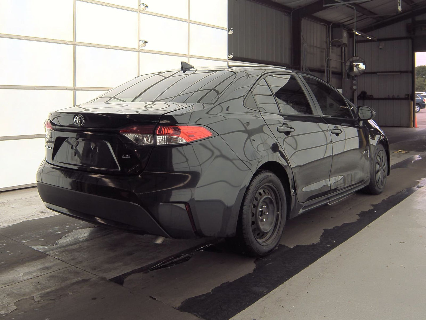 2021 Toyota Corolla LE Sedan