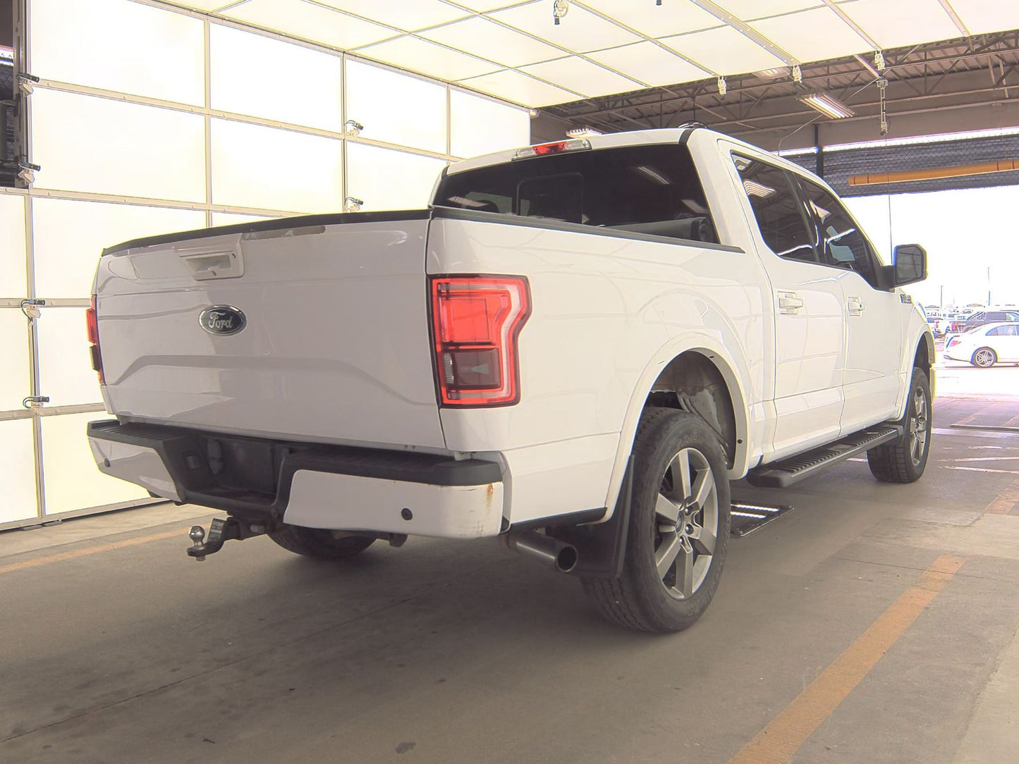 2015 Ford F-150 Lariat Crew Cab Short Bed