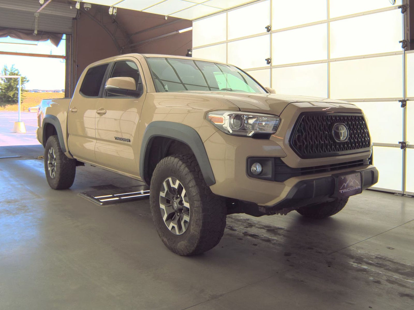 2018 Toyota Tacoma TRD Off-Road Crew Cab Medium Bed
