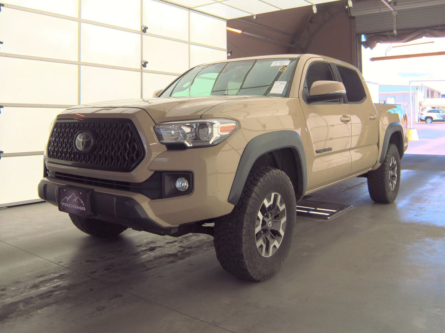 2018 Toyota Tacoma TRD Off-Road Crew Cab Medium Bed