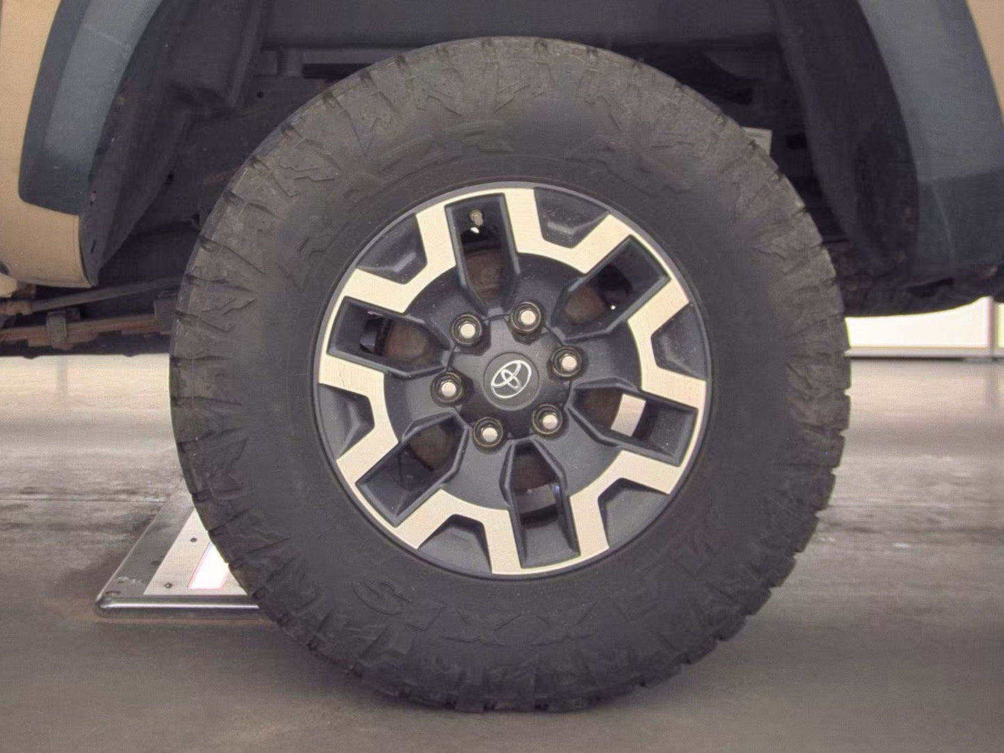 2018 Toyota Tacoma TRD Off-Road Crew Cab Medium Bed