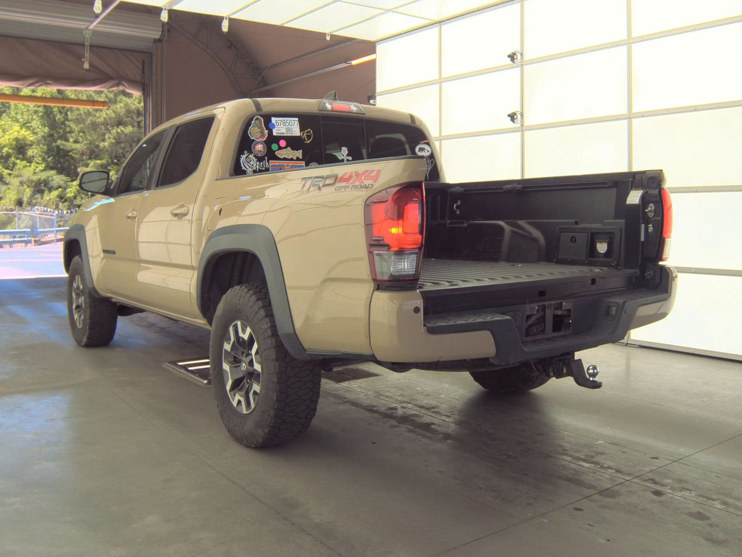 2018 Toyota Tacoma TRD Off-Road Crew Cab Medium Bed