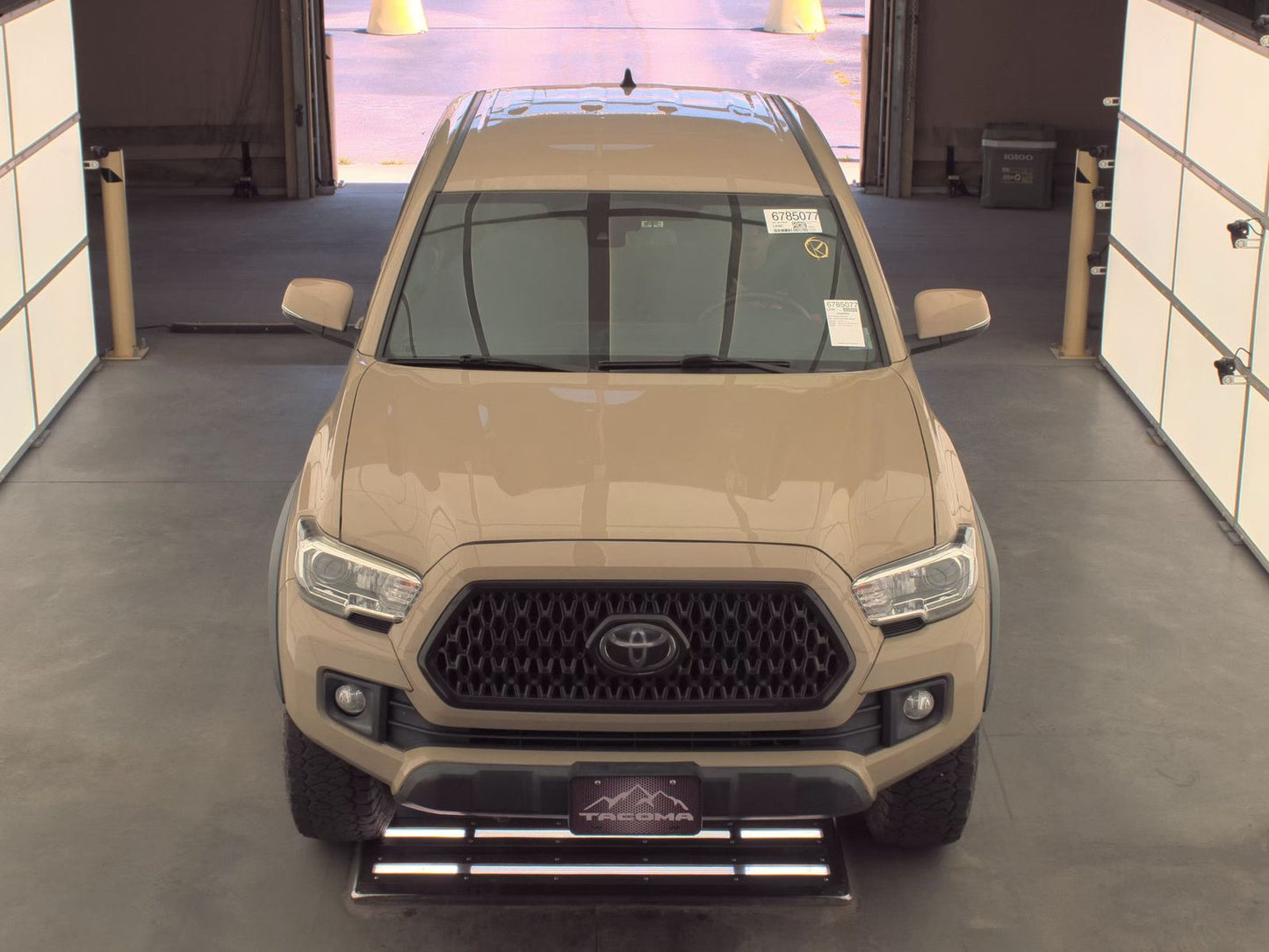 2018 Toyota Tacoma TRD Off-Road Crew Cab Medium Bed