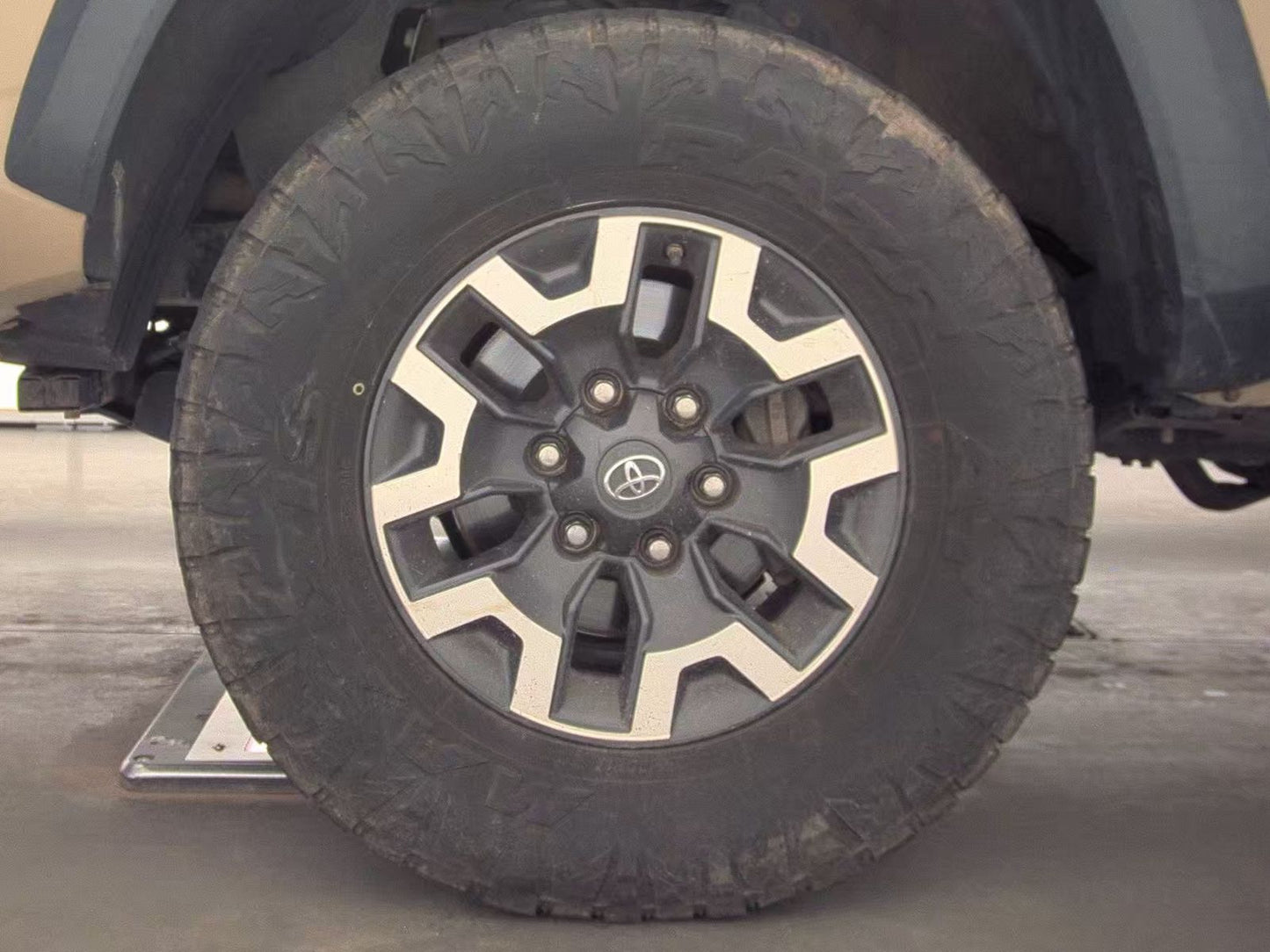 2018 Toyota Tacoma TRD Off-Road Crew Cab Medium Bed