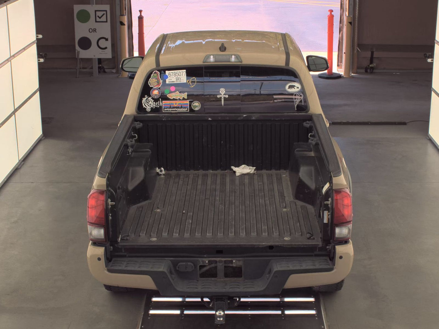 2018 Toyota Tacoma TRD Off-Road Crew Cab Medium Bed