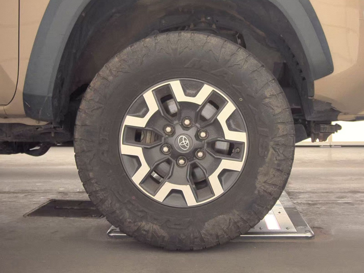 2018 Toyota Tacoma TRD Off-Road Crew Cab Medium Bed