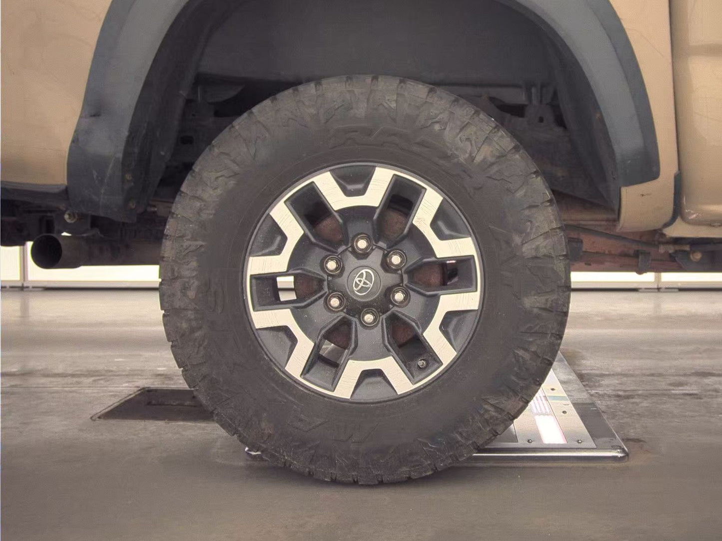 2018 Toyota Tacoma TRD Off-Road Crew Cab Medium Bed