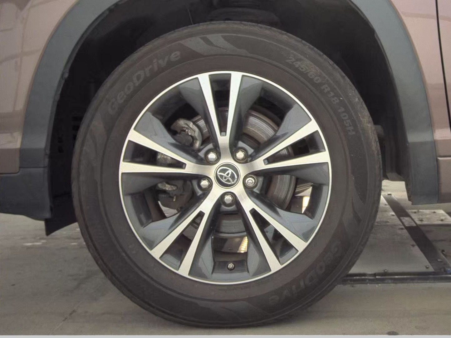 2018 Toyota Highlander LE