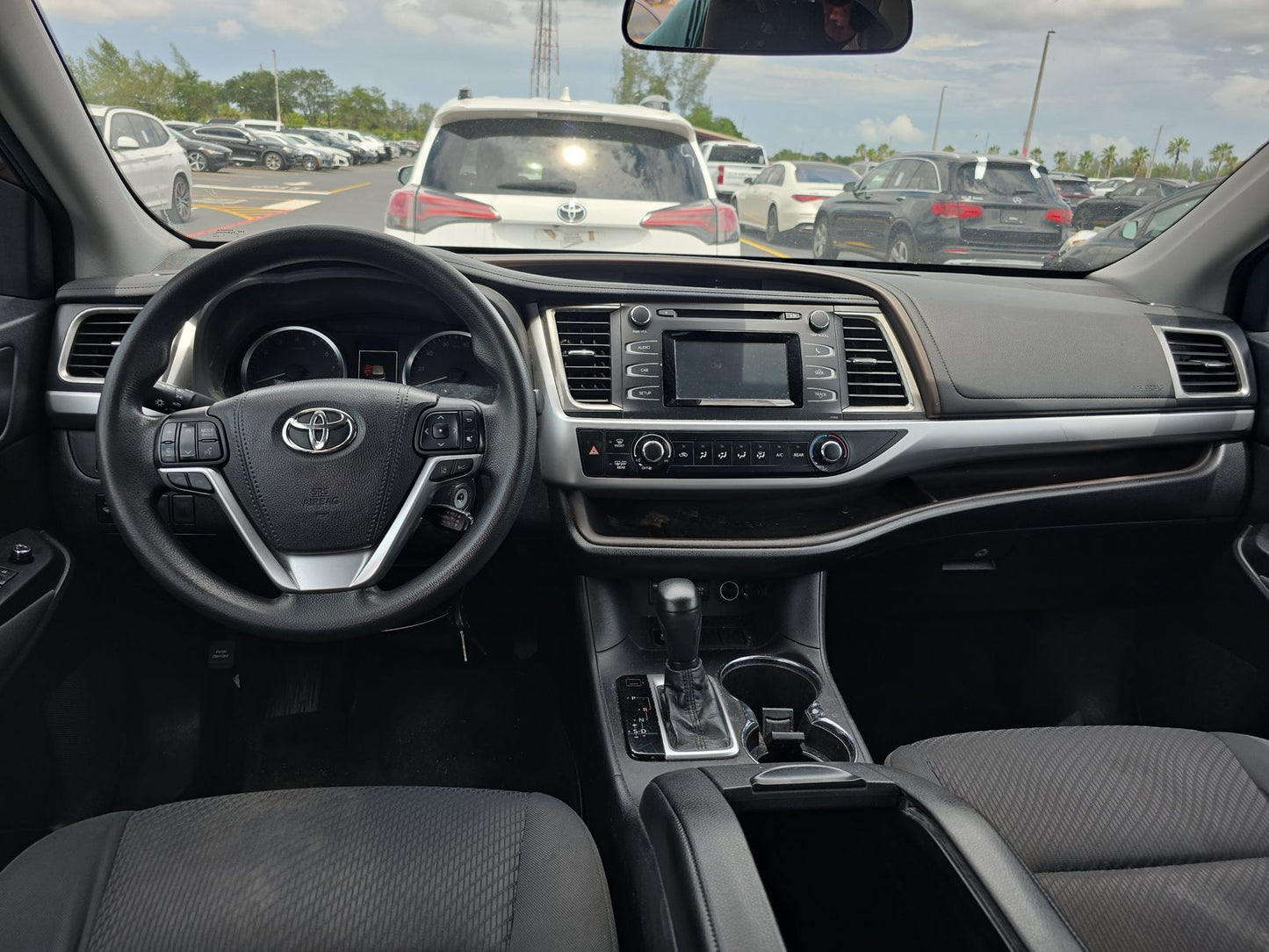 2018 Toyota Highlander LE