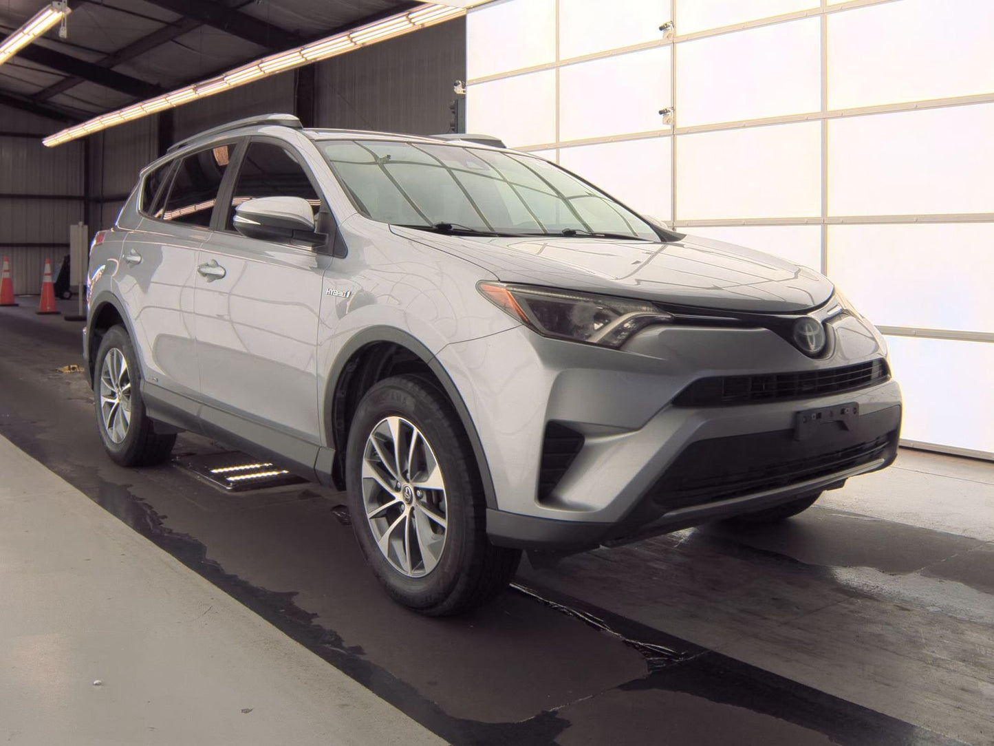 2018 Toyota RAV4 Hybrid LE Plus