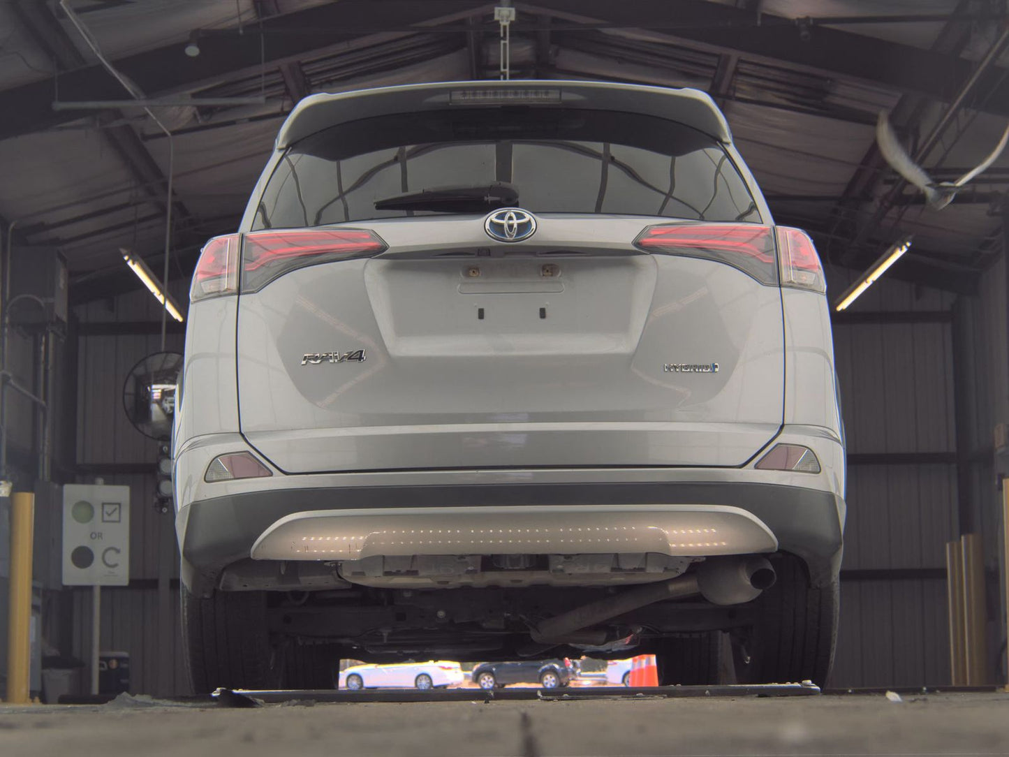 2018 Toyota RAV4 Hybrid LE Plus