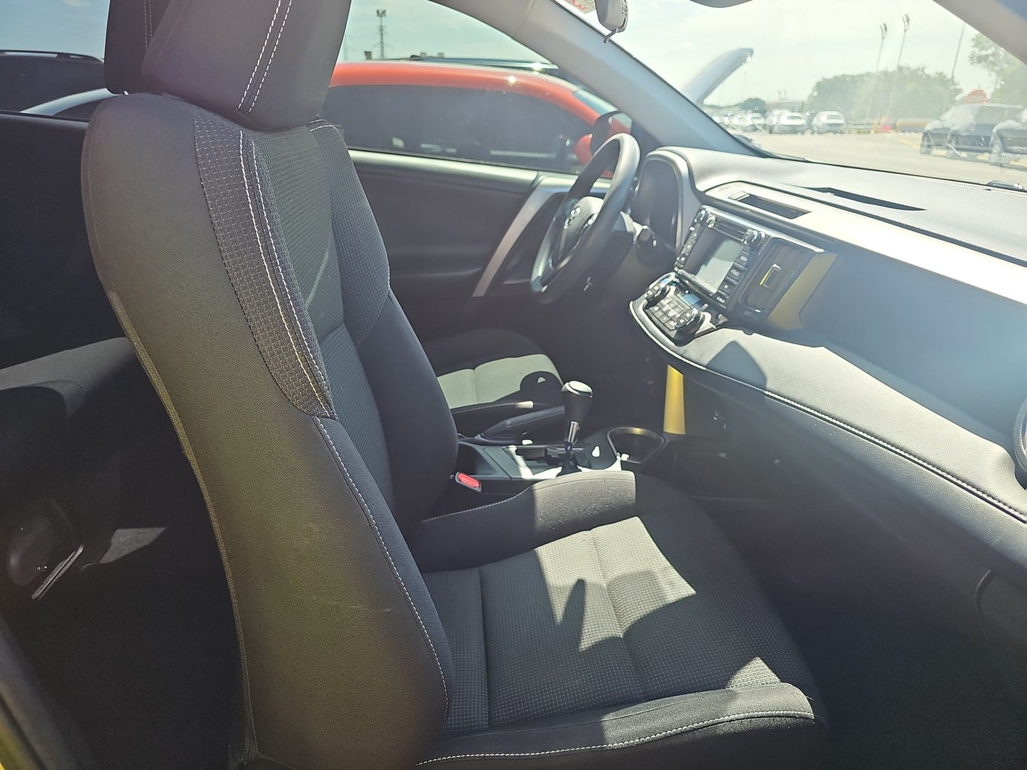 2018 Toyota RAV4 Hybrid LE Plus