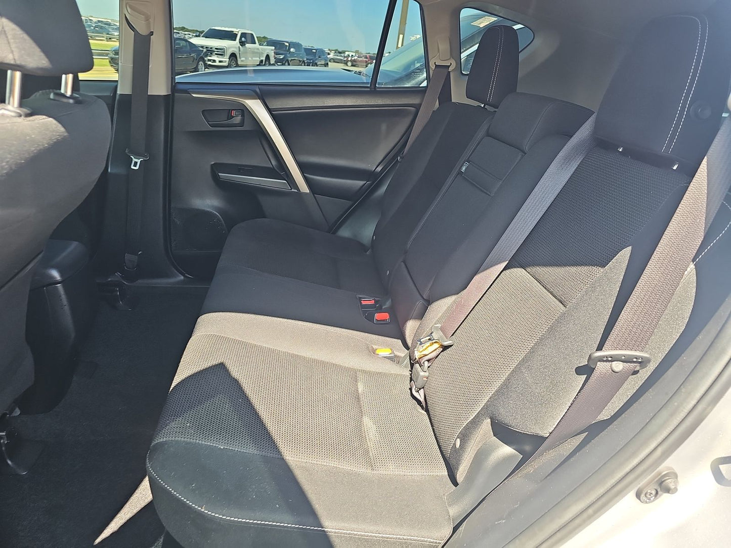 2018 Toyota RAV4 Hybrid LE Plus