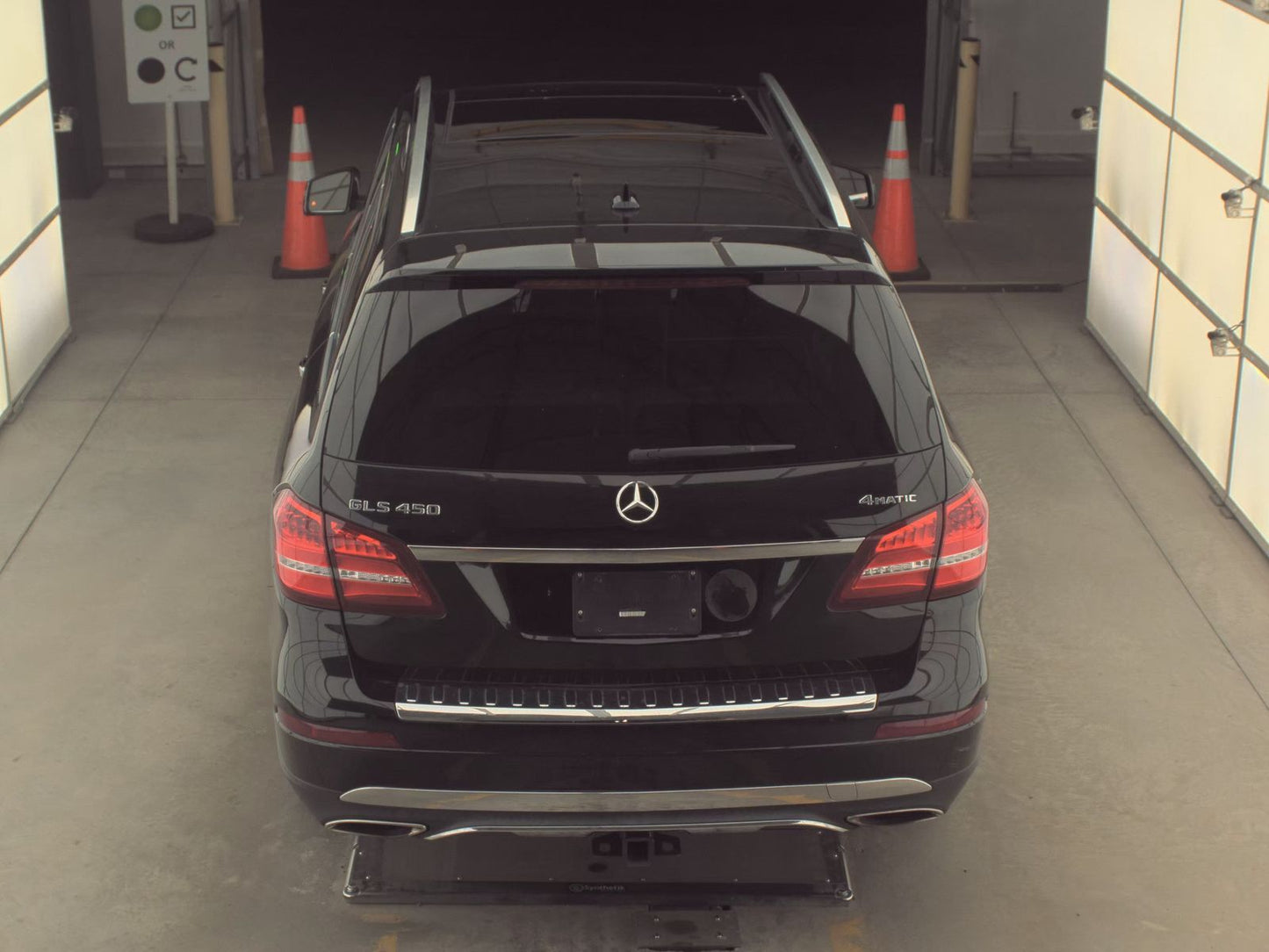 2017 Mercedes-Benz GLS 450 4MATIC