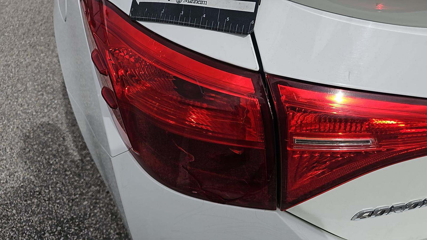 2017 Toyota Corolla SE Sedan