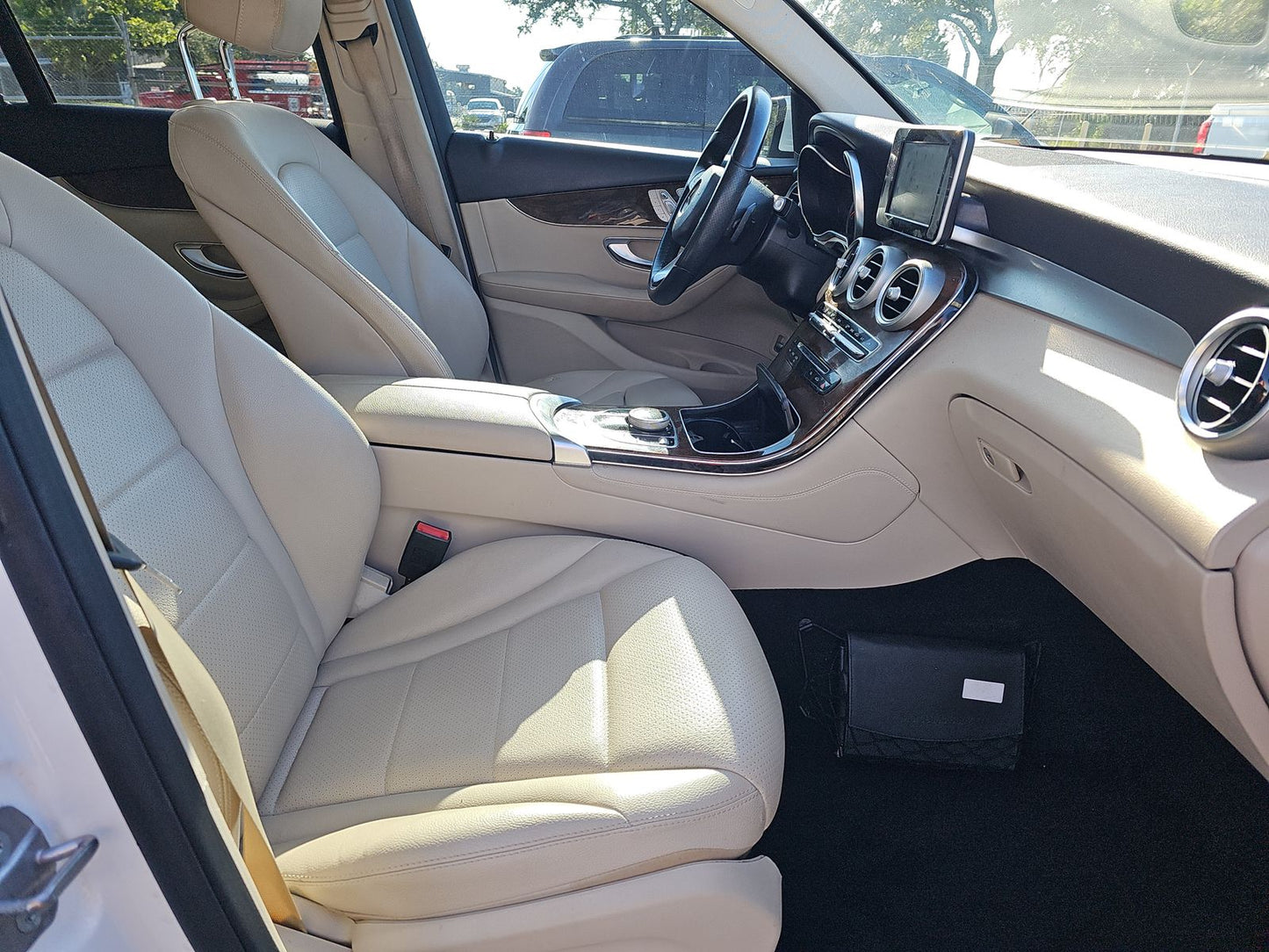 2018 Mercedes-Benz GLC 300