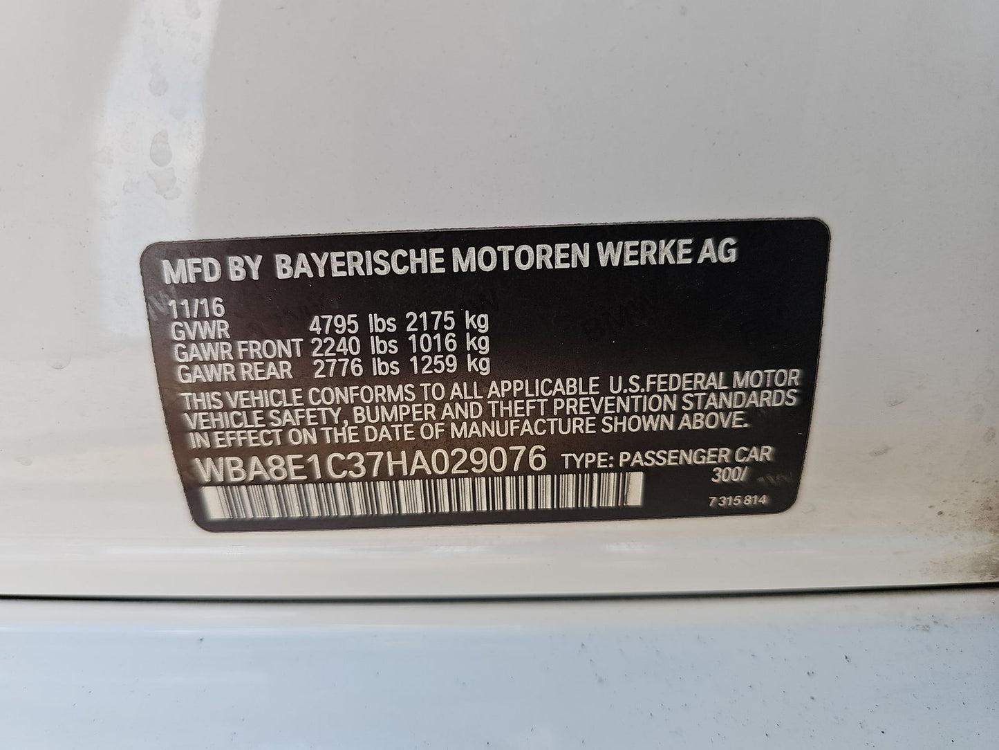 2017 BMW 3 Series Sedan iPerformance M SPORT LINE