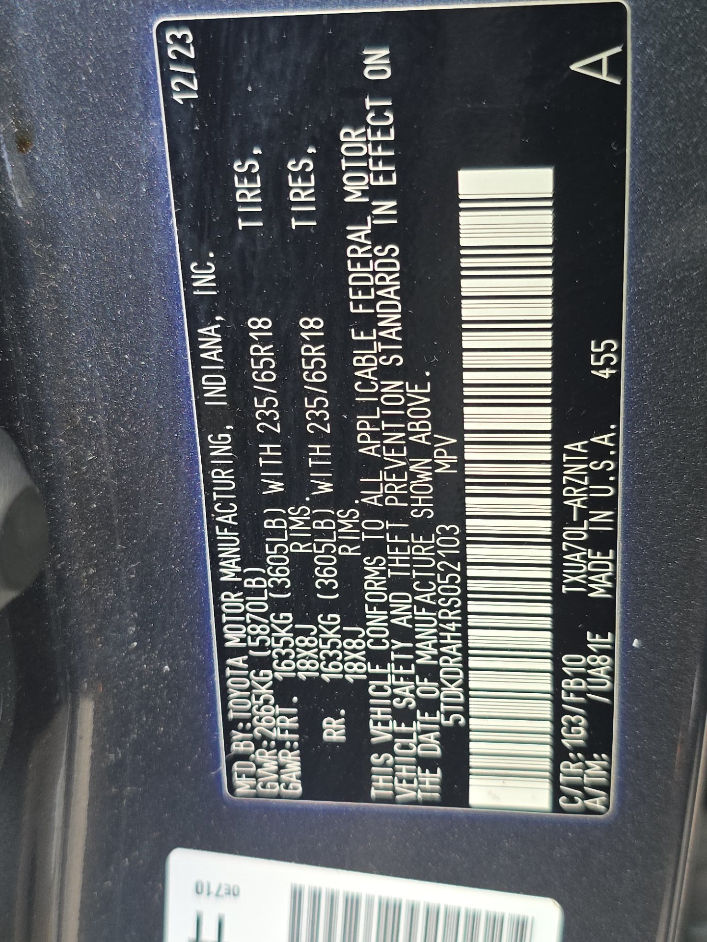 2024 Toyota Highlander LE