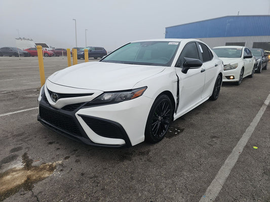 2022 Toyota Camry SE Nightshade Edition