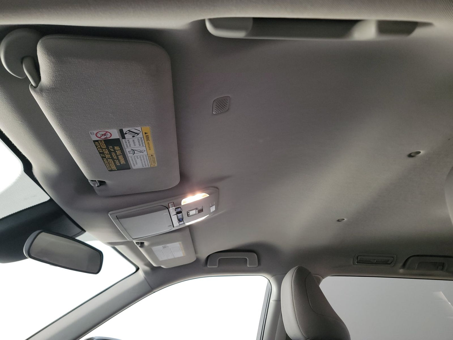 2020 Toyota Highlander LE
