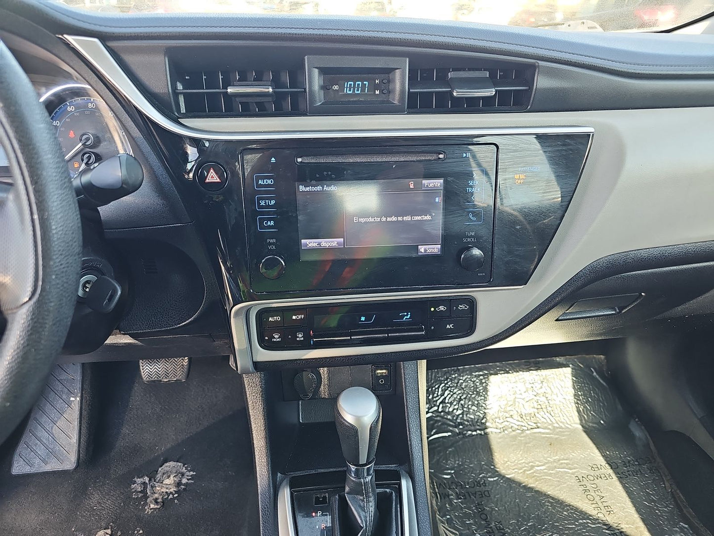 2019 Toyota Corolla LE Sedan
