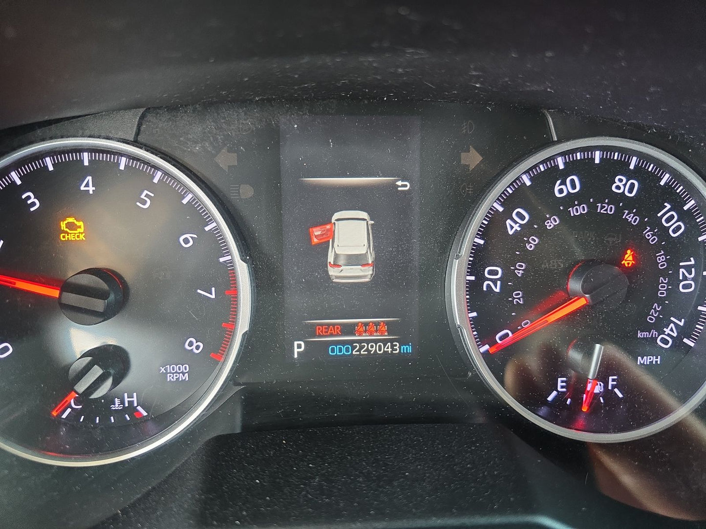 2020 Toyota RAV4 LE