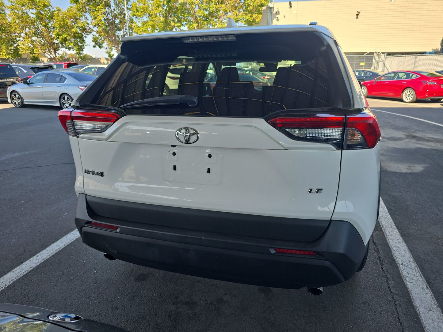 2020 Toyota RAV4 LE