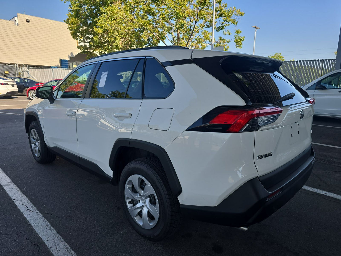 2020 Toyota RAV4 LE
