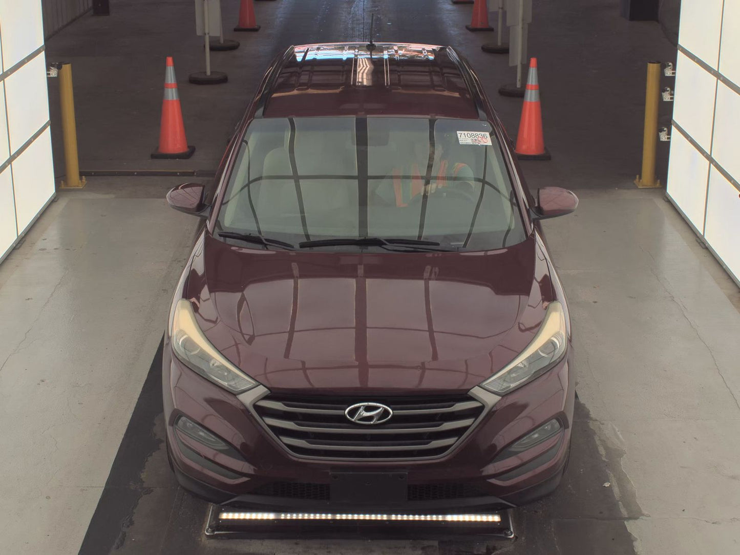 2016 Hyundai Tucson SE w/Beige Interior