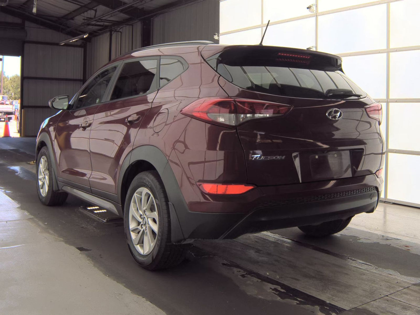 2016 Hyundai Tucson SE w/Beige Interior