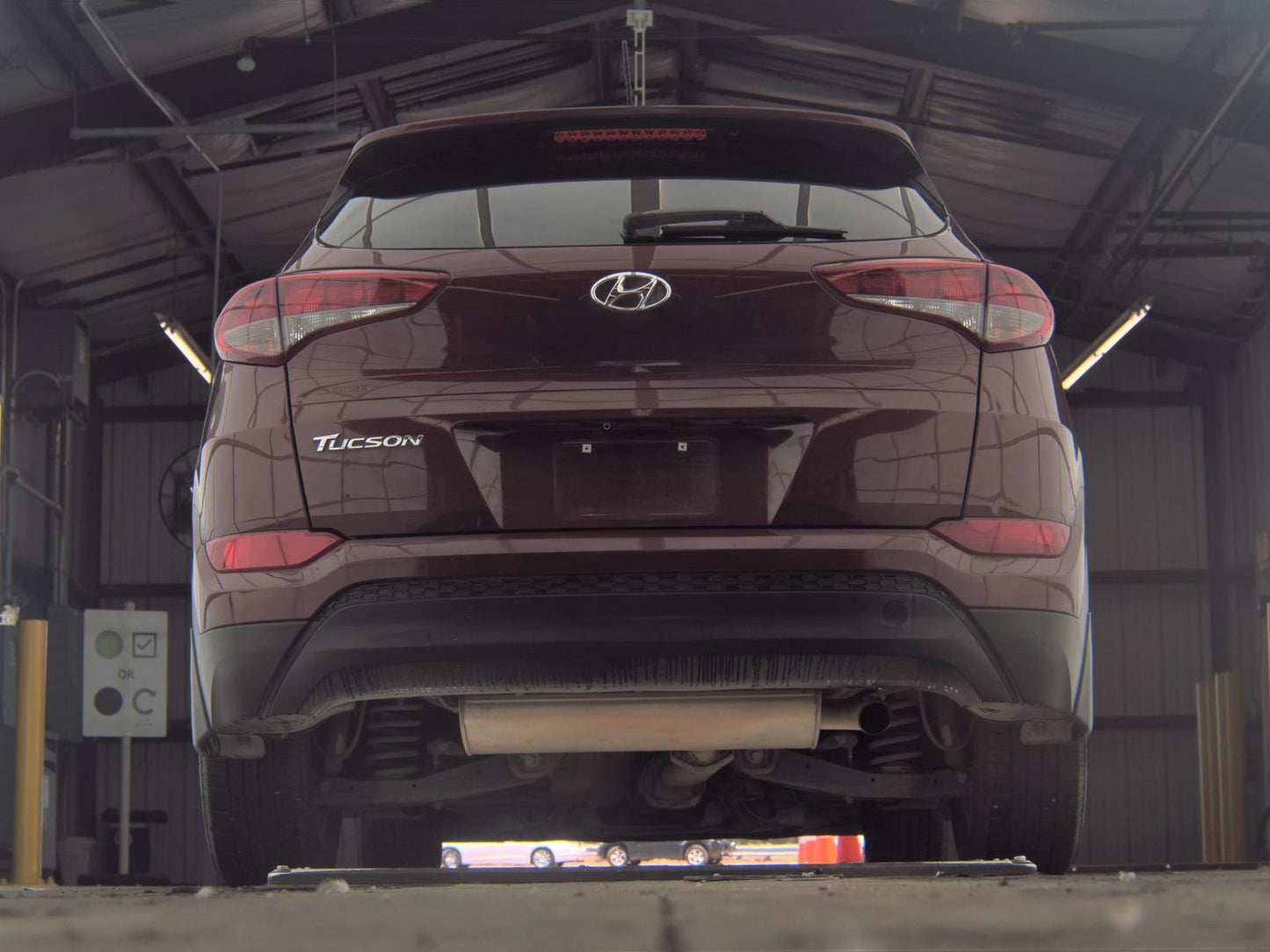 2016 Hyundai Tucson SE w/Beige Interior