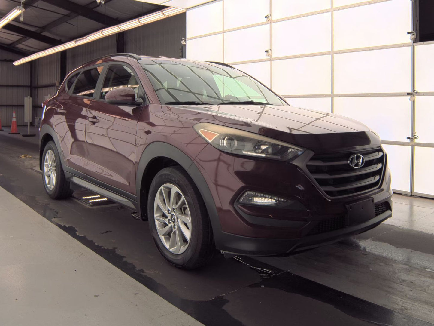 2016 Hyundai Tucson SE w/Beige Interior