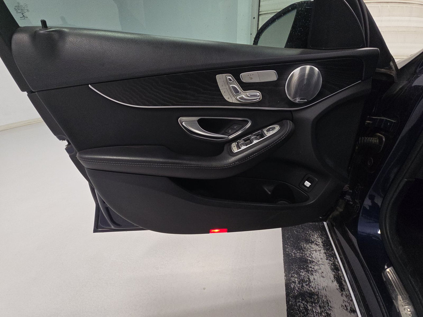 2017 Mercedes-Benz C 300 Sedan