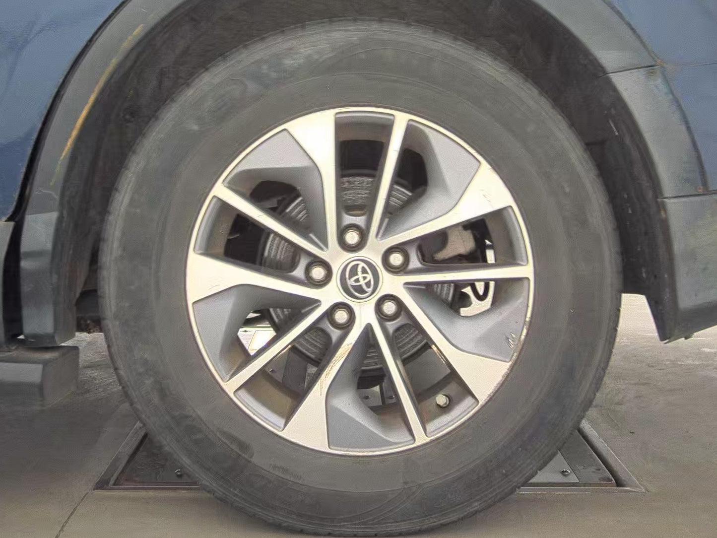 2016 Toyota RAV4 Hybrid XLE