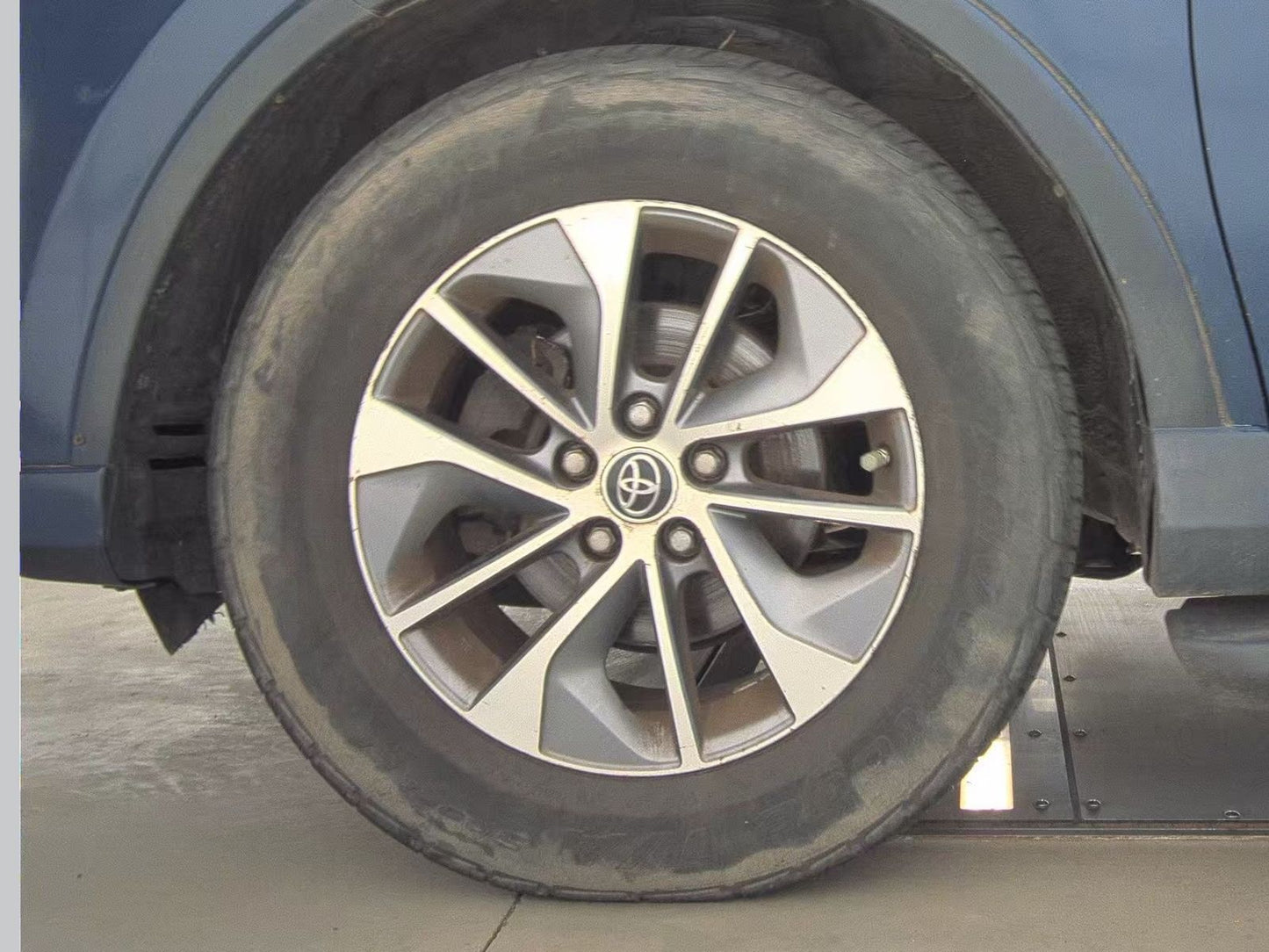 2016 Toyota RAV4 Hybrid XLE