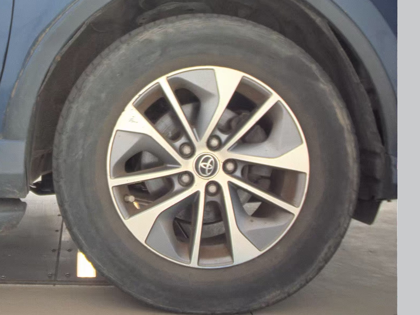 2016 Toyota RAV4 Hybrid XLE
