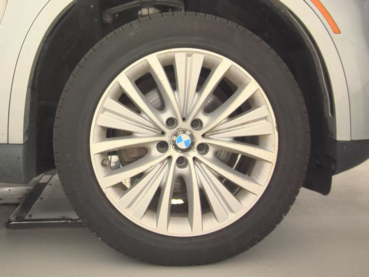 2016 BMW X5 Sports Activity Vehicle xDrive35i LUXURY LINE