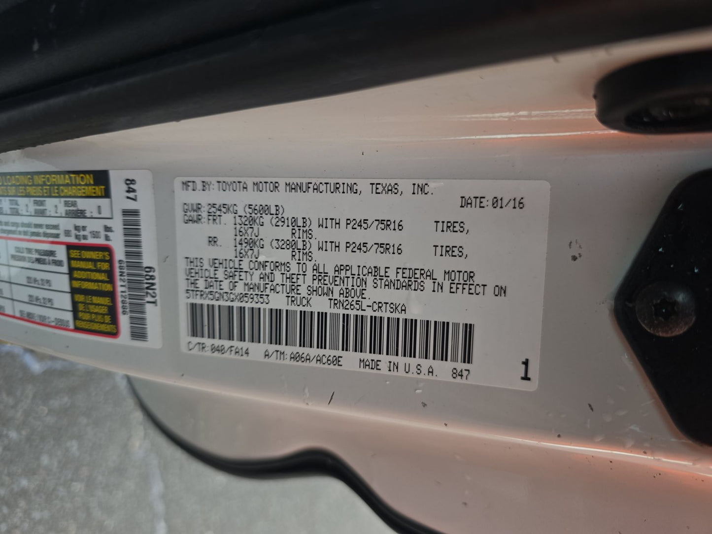 2016 Toyota Tacoma SR Extended Cab Long Bed w/Rear Doors