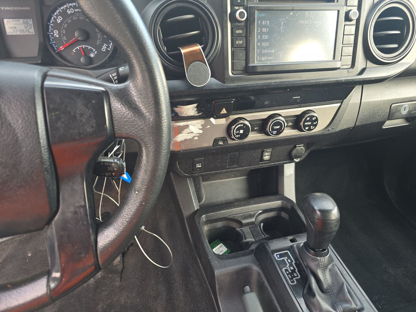 2016 Toyota Tacoma SR Extended Cab Long Bed w/Rear Doors