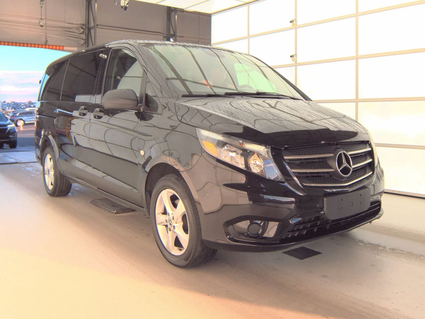 2018 Mercedes-Benz Metris Passenger Van 126.0" WB