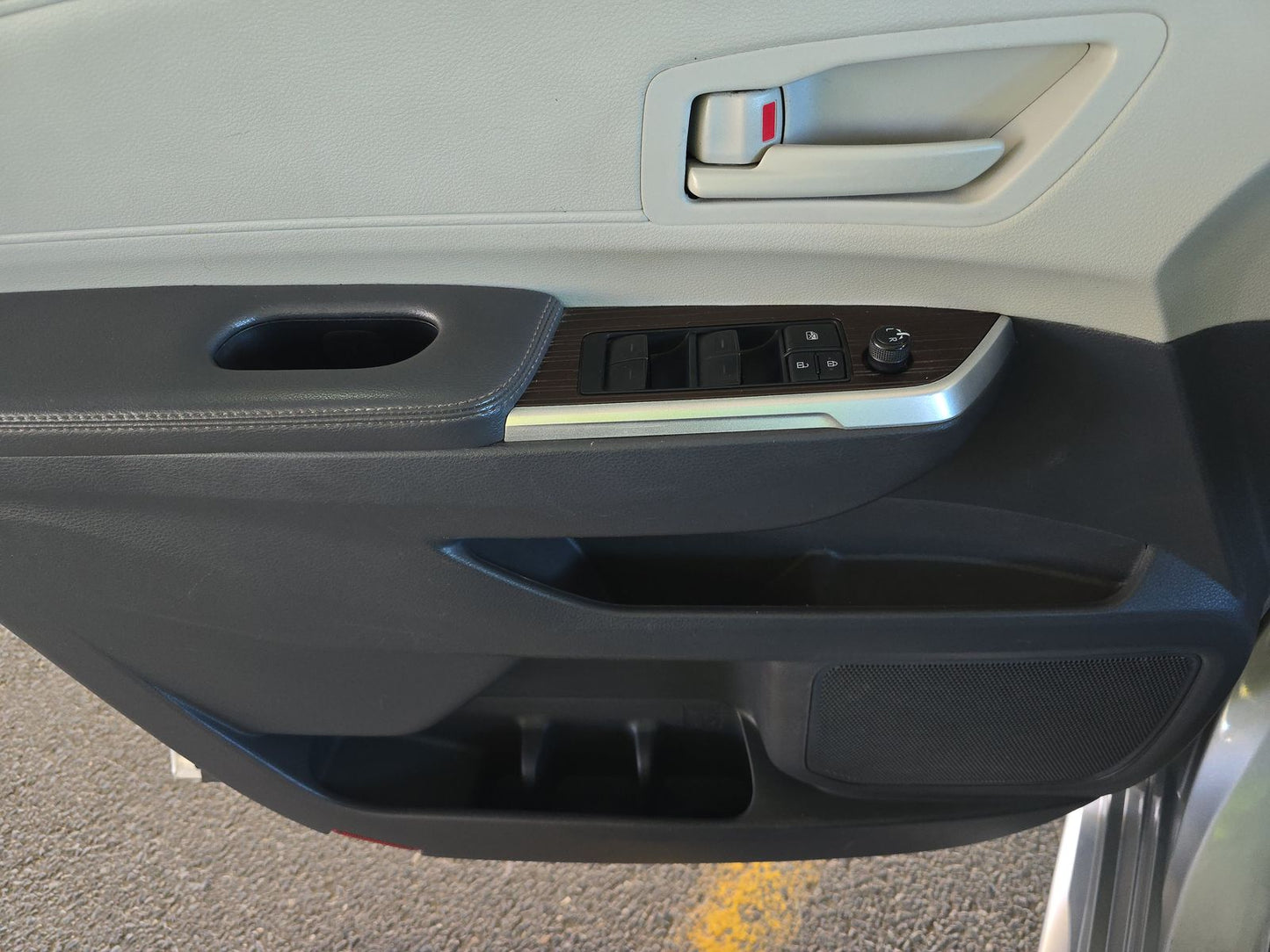 2022 Toyota Sienna LE 8-Passenger 120.5" WB