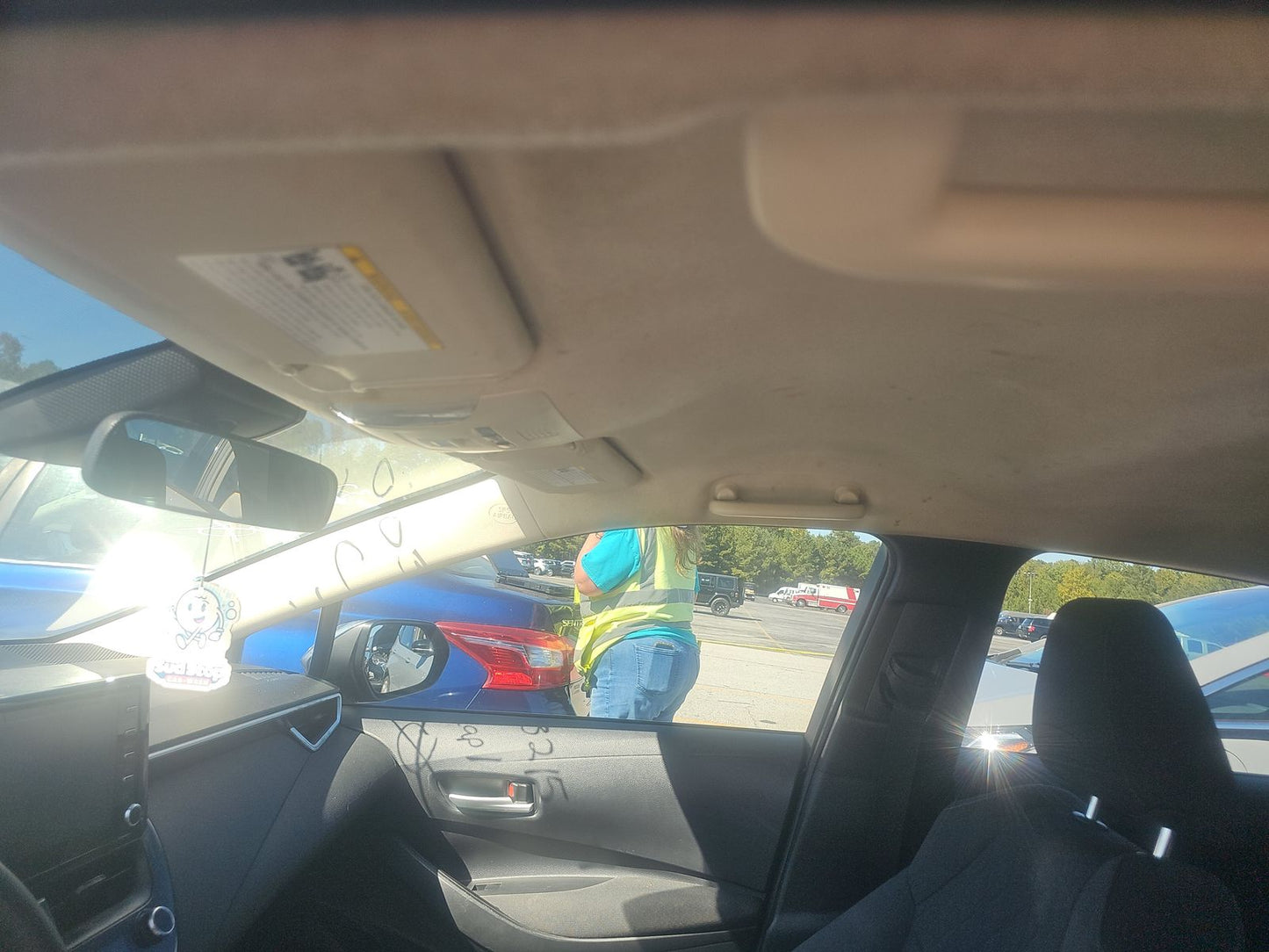 2020 Toyota Corolla LE Sedan