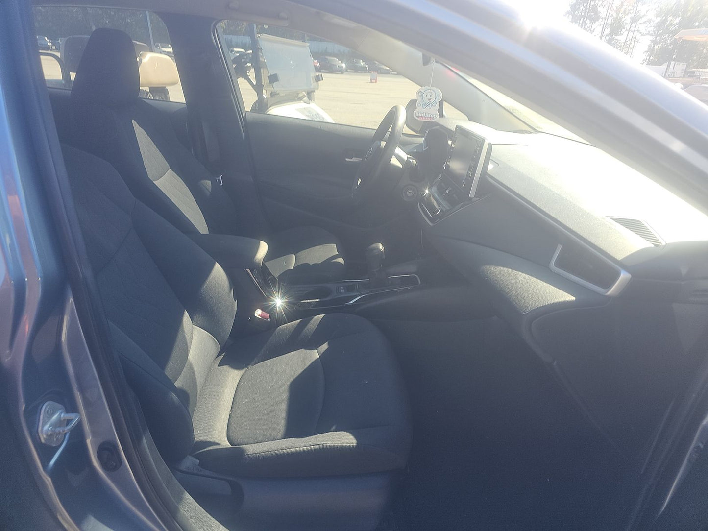 2020 Toyota Corolla LE Sedan