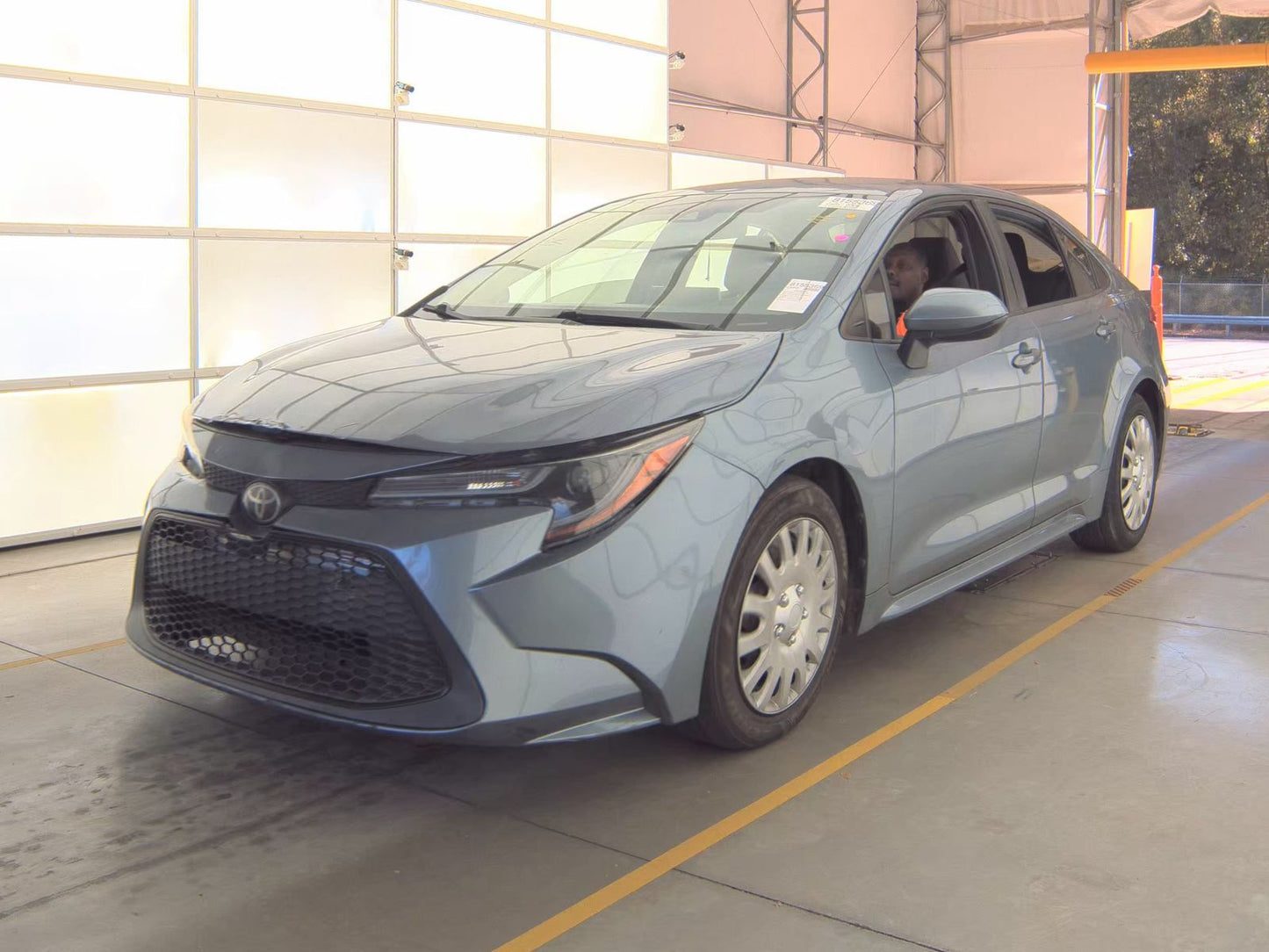 2020 Toyota Corolla LE Sedan